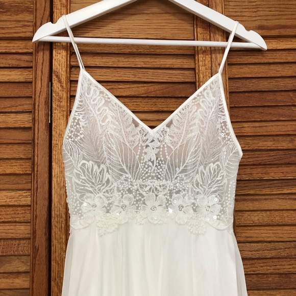 BHLDN Cairo Wedding Dress - Picture 10 of 16